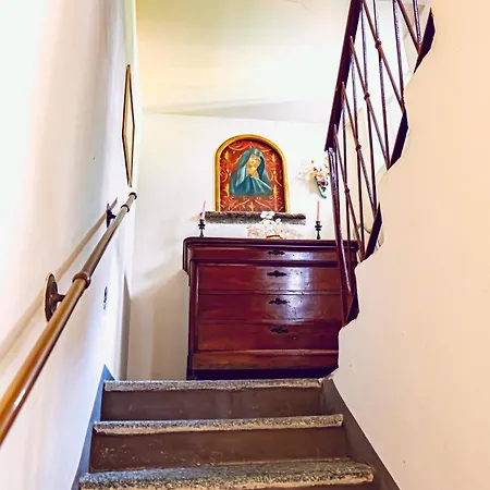 Bello Lake Como Brunate 公寓